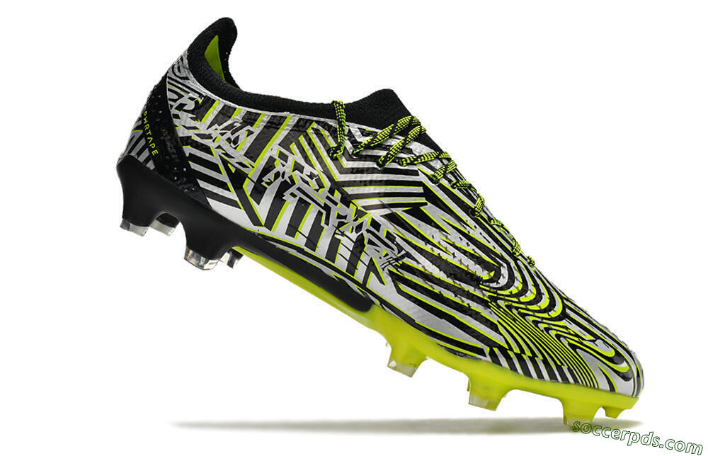 Puma Ultra Ultimate FG Low-Tops Football Boots - White/Black/Green 4
