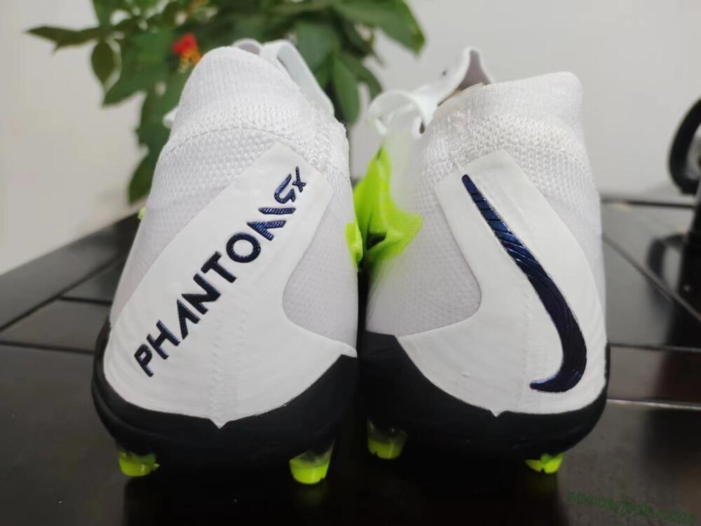 Nike Phantom GX Elite FG Low-Tops Football Boots - Green/Pink/Black/White
