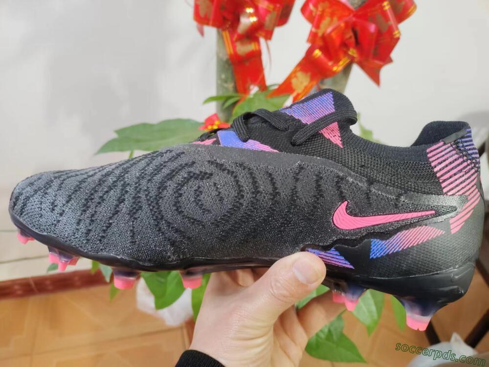 Nike Phantom GX Elite FG Low-Tops Football Boots - Black/Pink/Blue