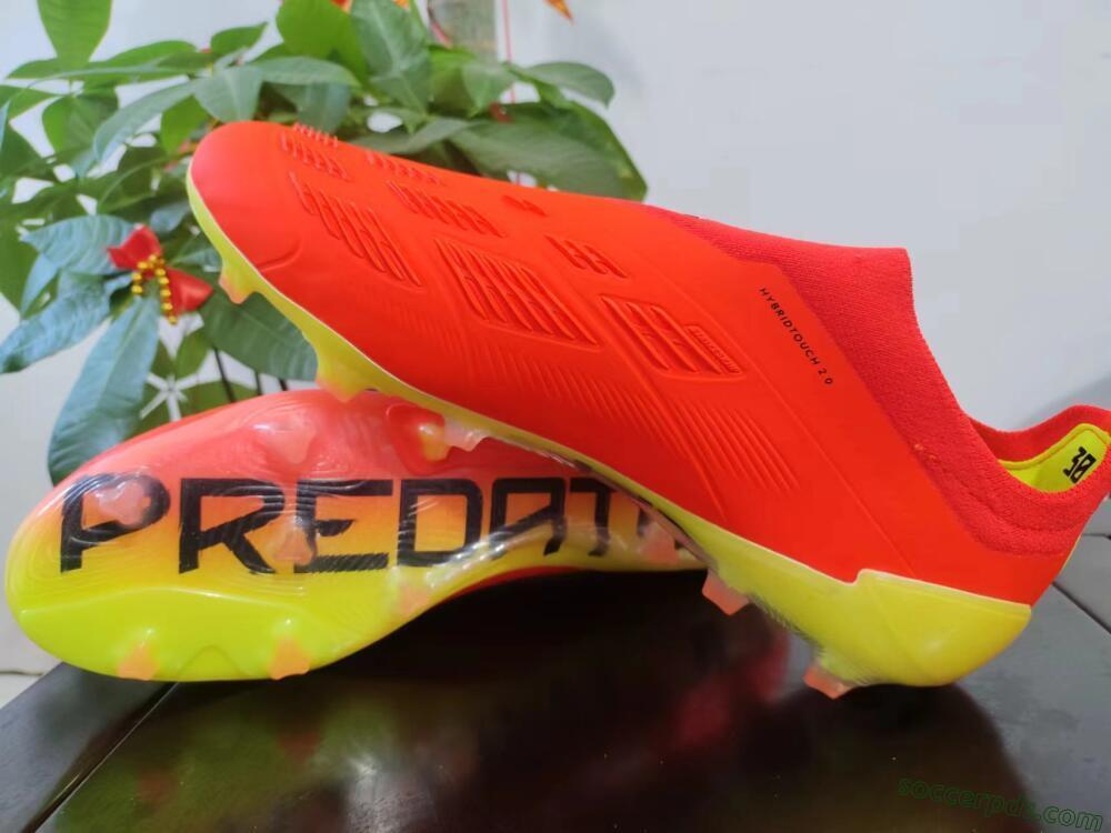 Adidas Predator Accuracy+ FG Low-Tops Football Boots - Red/Black/Blue