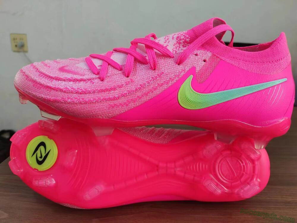 Nike Phantom Luna Elite FG Low-Tops Football Boots - Pink/Yellow/Jade