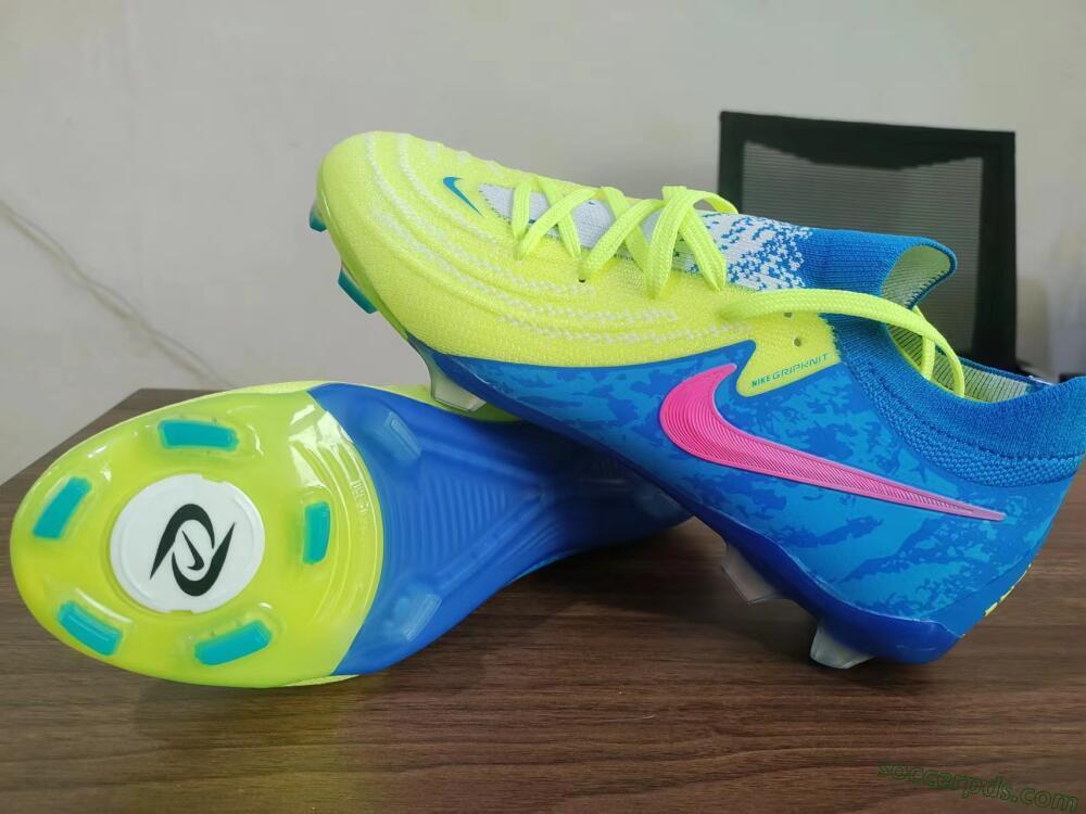 Nike Phantom Luna Elite FG Low-Tops Football Boots - Yellow/Blue/Pink