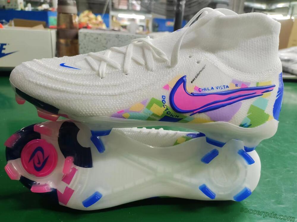 Nike Phantom Luna Elite NU FG High-Tops Football Boots - Beige/Blue/Yellow/Pink