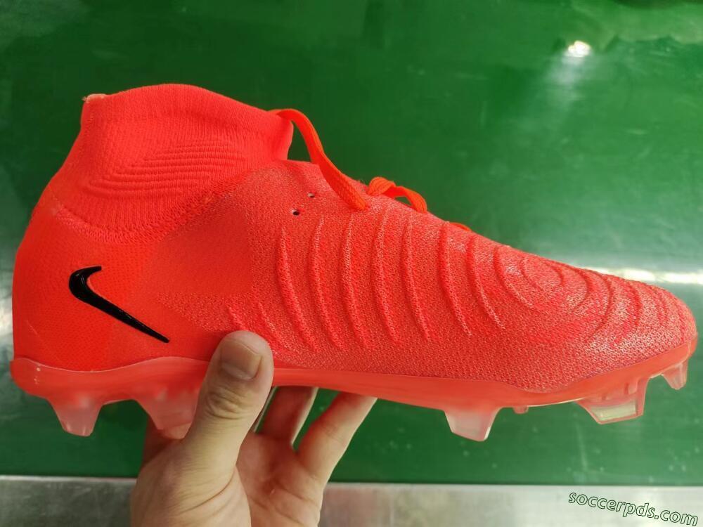 Nike Phantom Luna 2 Elite LV8 FG High-Tops Football Boots - Red/Black/Pink