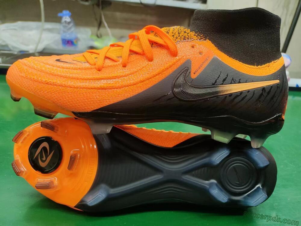 Nike Phantom Luna Elite NU FG High-Tops Football Boots - Orange/Black