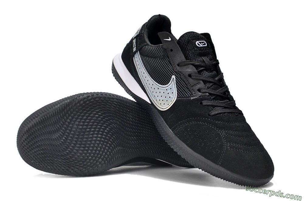 Nike Street Gato IC Low-Tops Football Shoes - Black/White 3