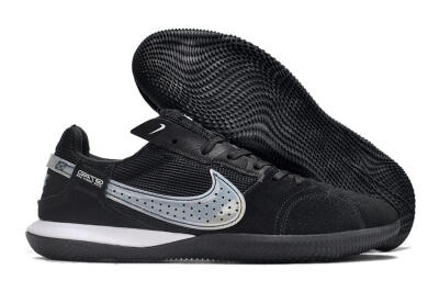 Nike Street Gato IC Low-Tops Football Shoes - Black/White