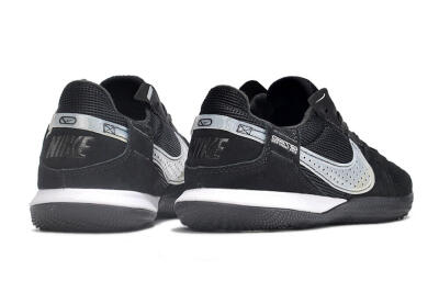 Nike Street Gato IC Low-Tops Football Shoes - Black/White