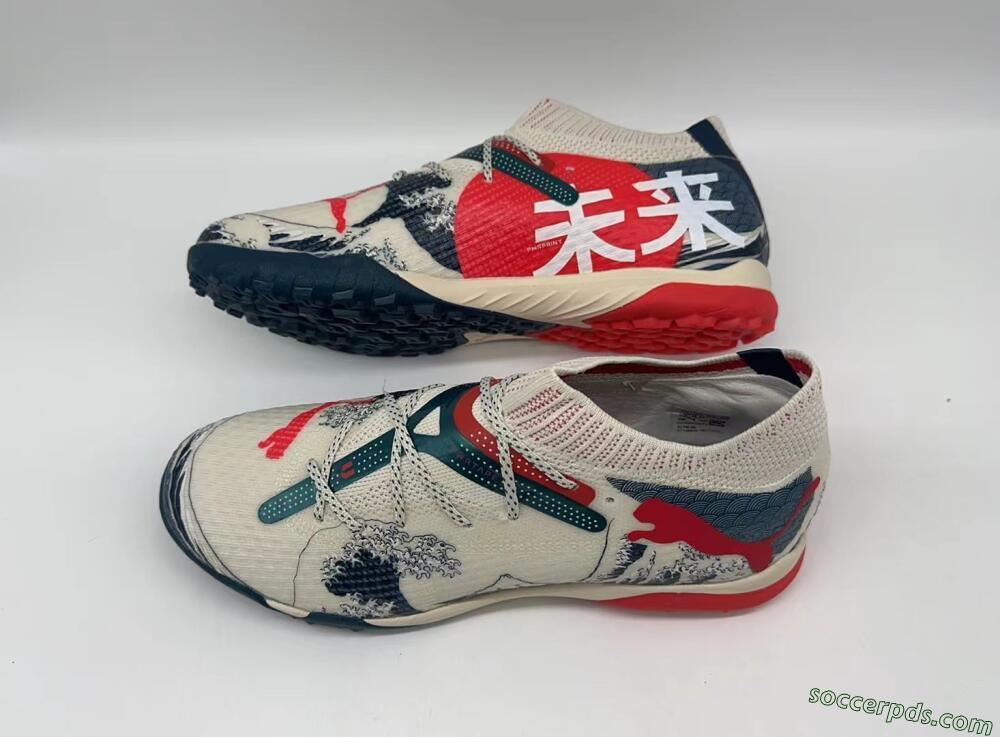 Puma Future Ultimate TF Low-Tops Football Shoes - Beige/Blue/Red