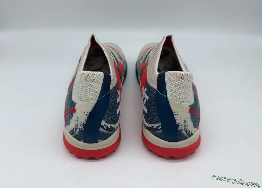 Puma Future Ultimate TF Low-Tops Football Shoes - Beige/Blue/Red
