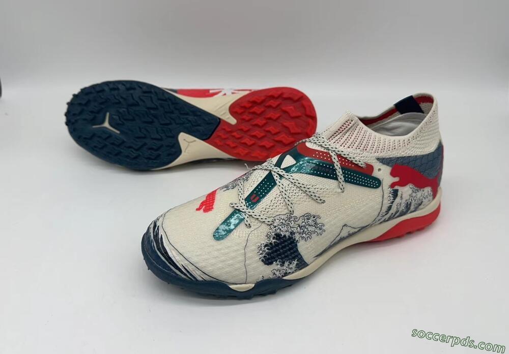 Puma Future Ultimate TF Low-Tops Football Shoes - Beige/Blue/Red