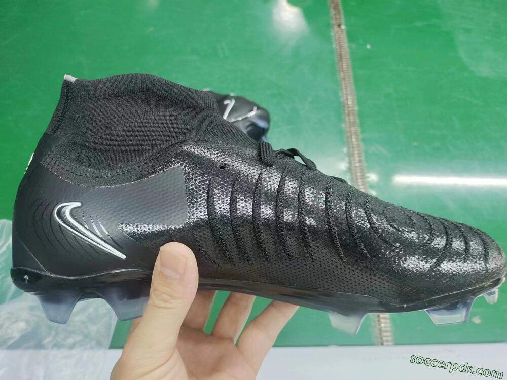 Nike Phantom Luna Elite FG High-Tops Football Boots - Black/White/Blue