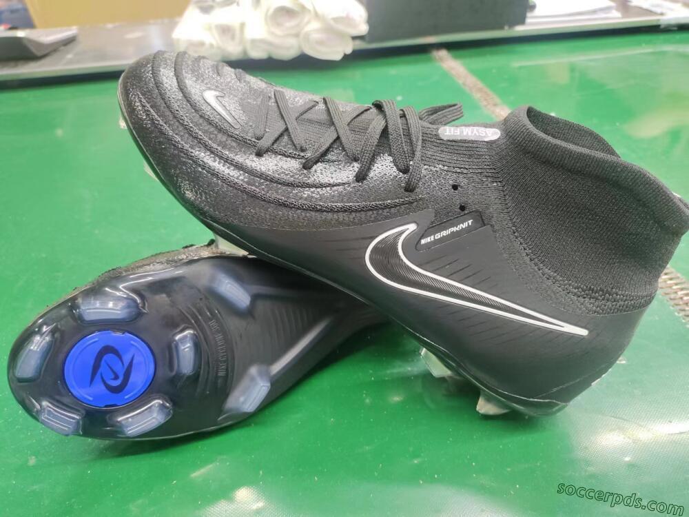 Nike Phantom Luna Elite FG High-Tops Football Boots - Black/White/Blue