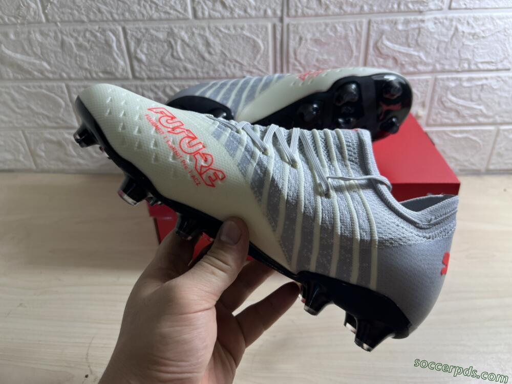 Puma Future Z 1.3 Instinct FG Low-Tops Football Boots - Grey/White