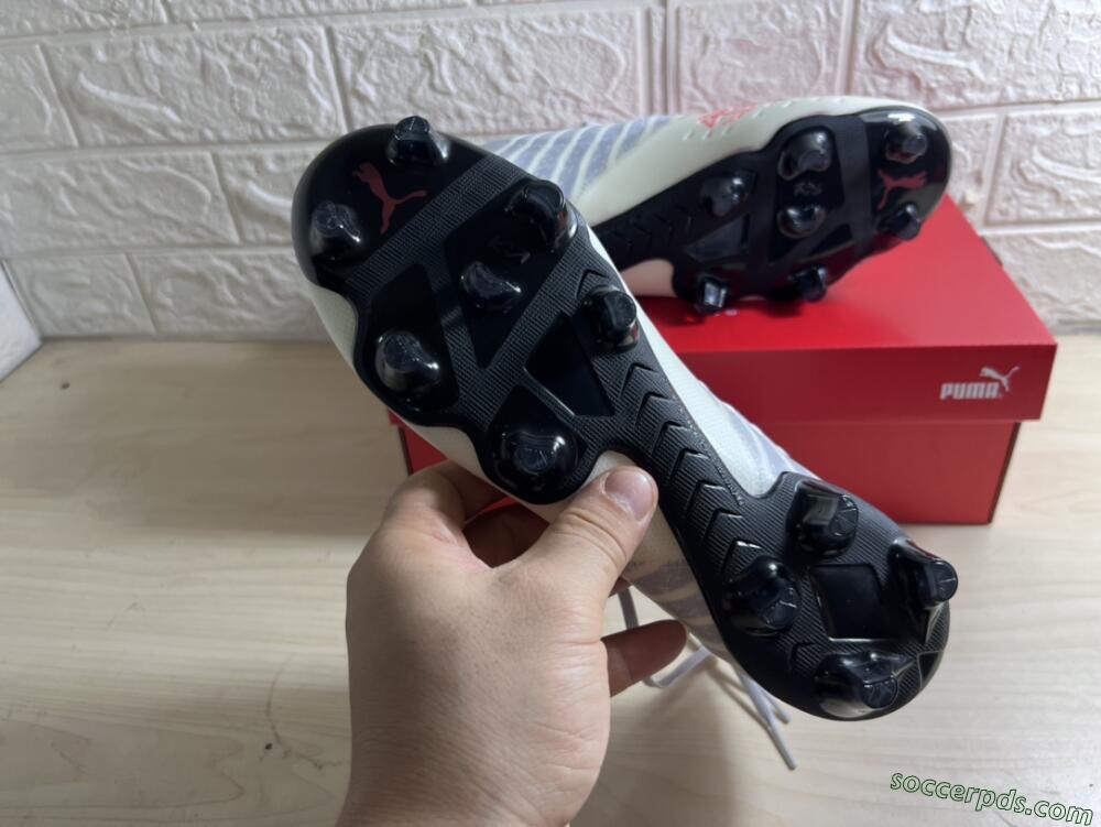 Puma Future Z 1.3 Instinct FG Low-Tops Football Boots - Grey/White