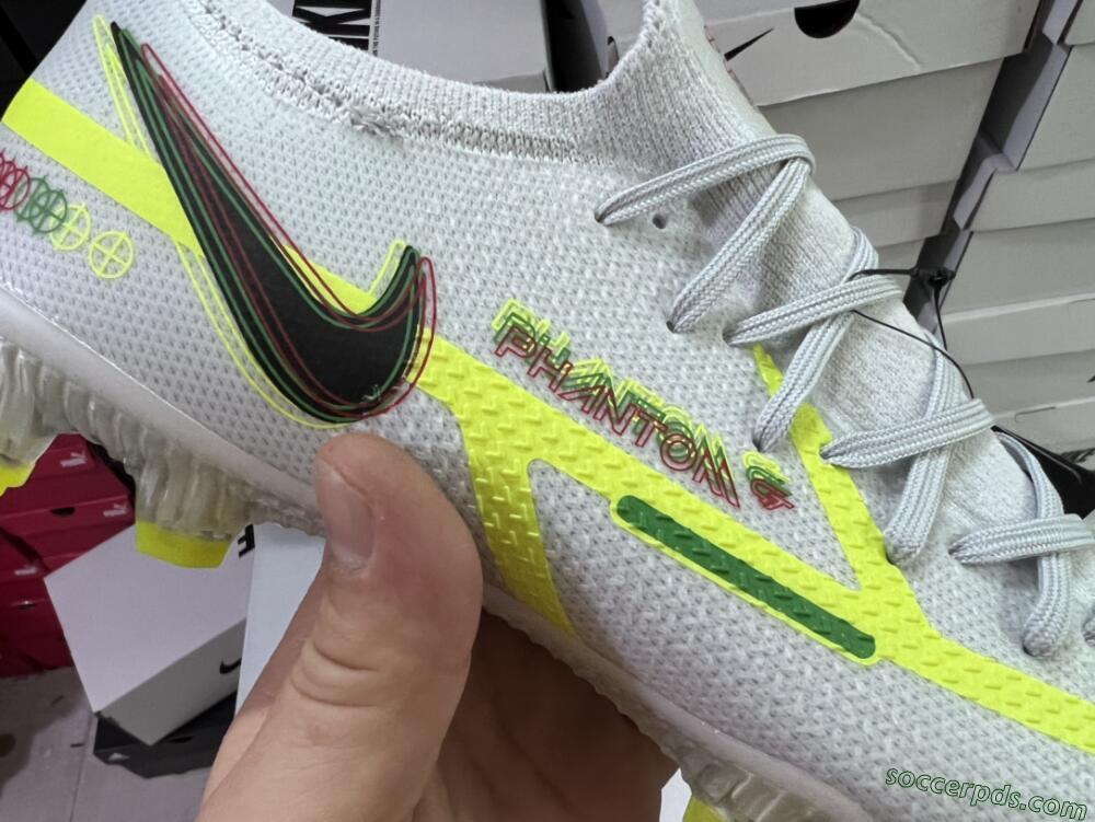 Nike Phantom GT 2 Elite FG Low-Tops Football Boots - White/Green
