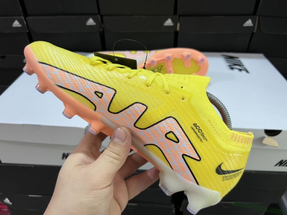 Nike Air Zoom Mercurial Vapor 15 Elite AG Low-Tops Football Boots - Yellow/Pink