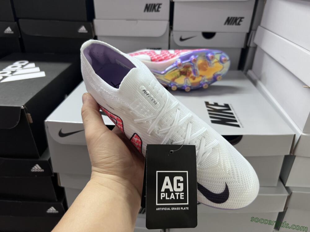Nike Air Zoom Mercurial Vapor 15 Elite AG Low-Tops Football Boots - White/Pink