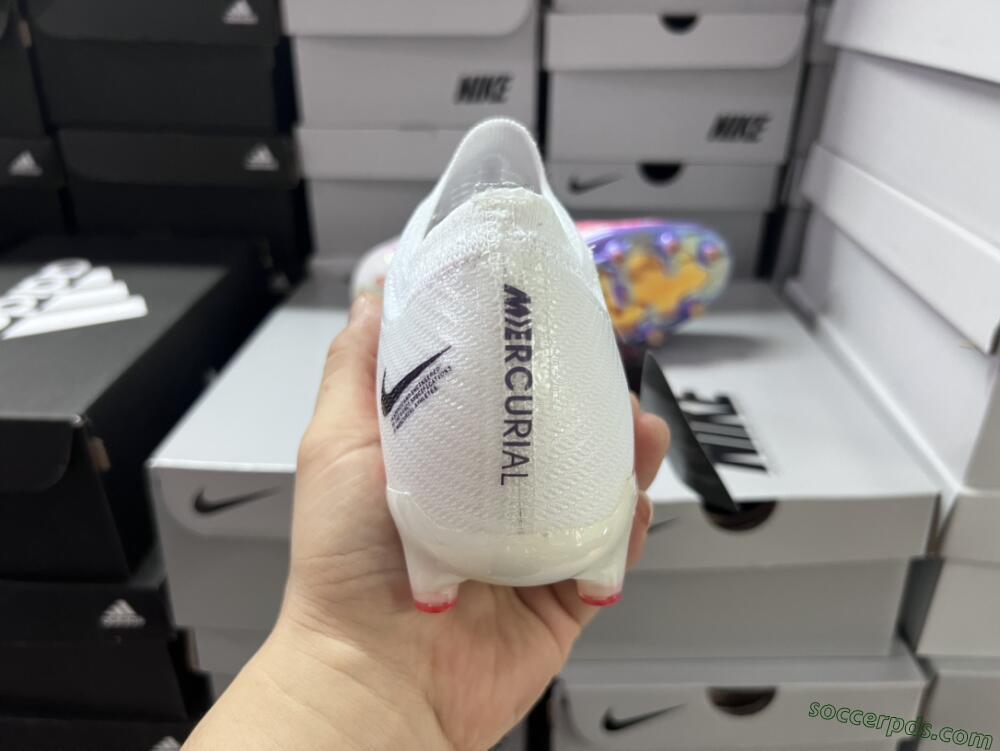 Nike Air Zoom Mercurial Vapor 15 Elite AG Low-Tops Football Boots - White/Pink