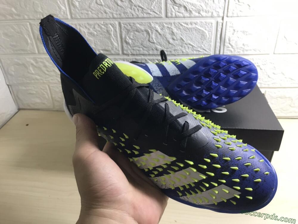 Adidas Predator Freak+ TF High-Tops Football Shoes - Black/Blue/Green
