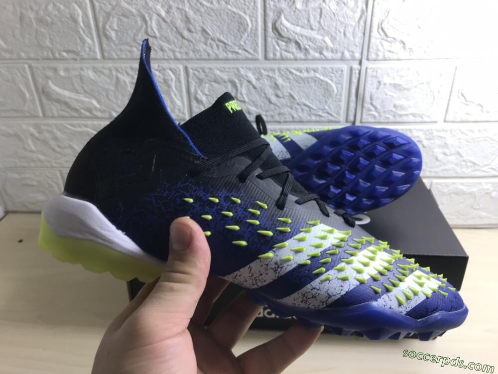 Adidas Predator Freak+ TF High-Tops Football Shoes - Black/Blue/Green