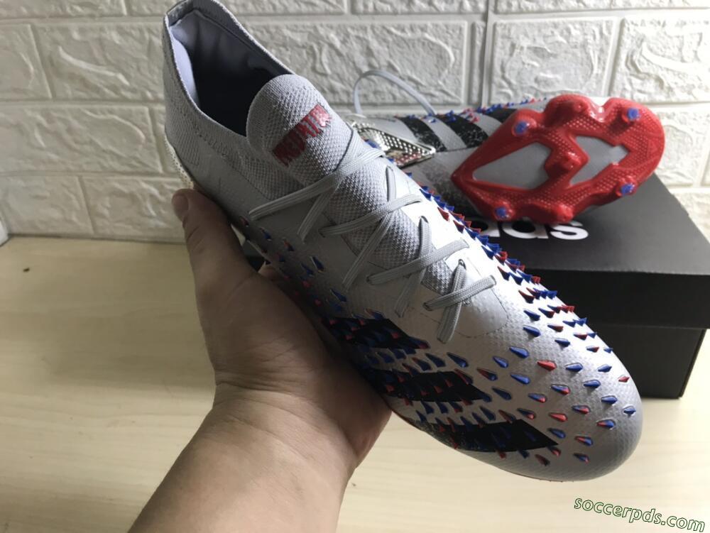 Adidas Predator Freak.1 FG Low-Tops Football Boots - Silver/Blue/Red/Black
