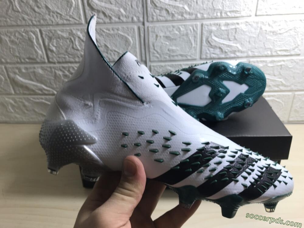 Adidas Predator Freak+ FG High-Tops Football Boots - White/Black/Green