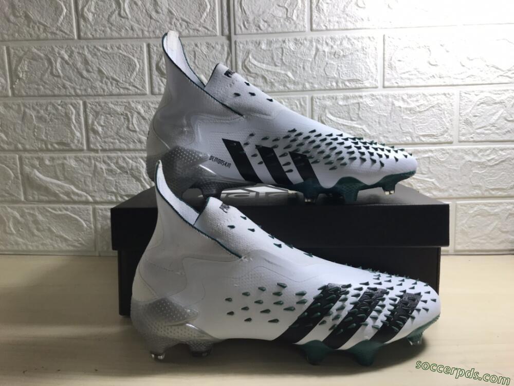 Adidas Predator Freak+ FG High-Tops Football Boots - White/Black/Green