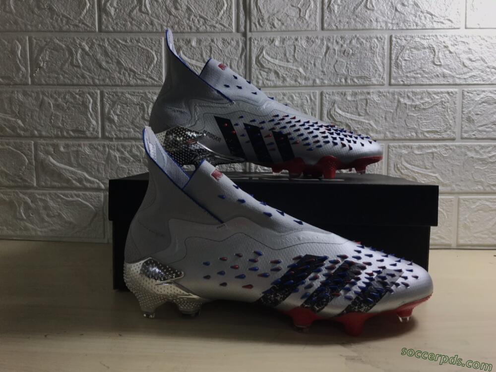 Adidas Predator Freak+ FG High-Tops Football Boots - Silver/Black/Blue/Red