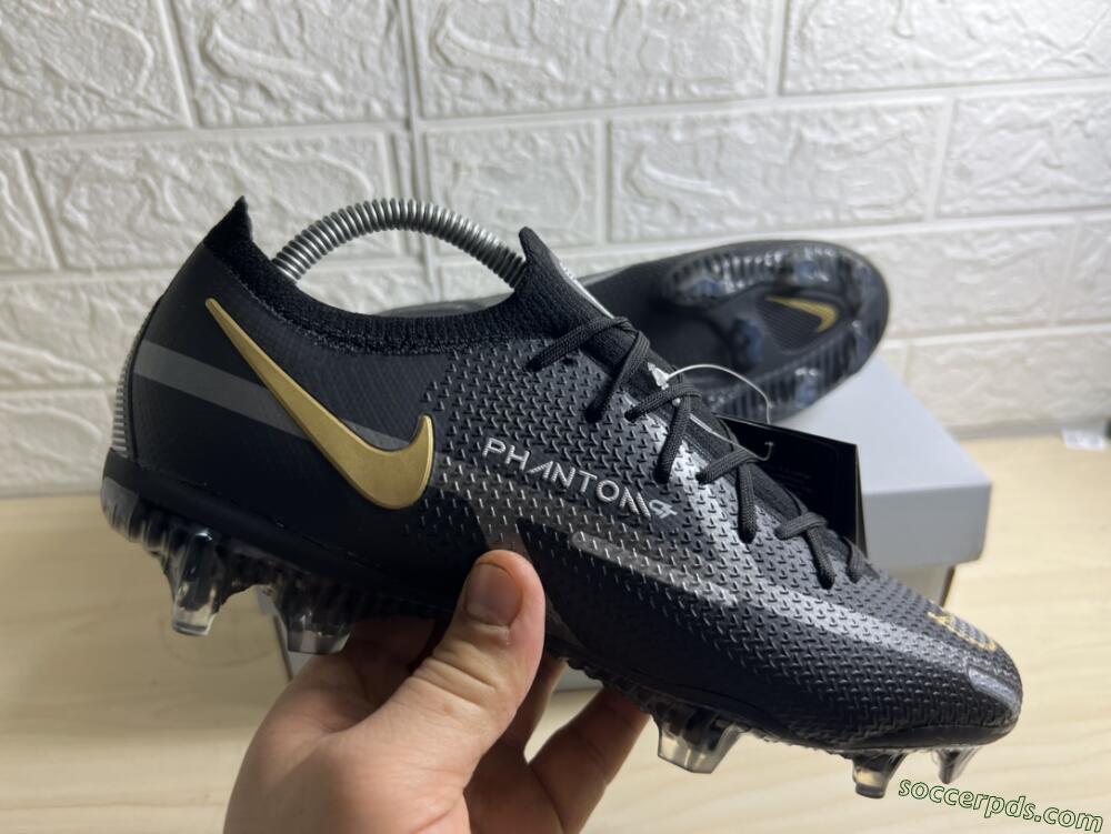 Nike Phantom GT 2 FG Low-Tops Football Boots - Black/Silver/Gold