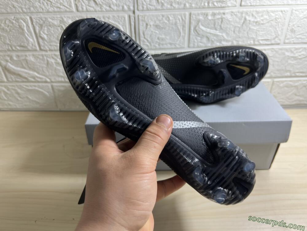 Nike Phantom GT 2 DF FG High-Tops Football Boots - Black/Silver/Gold