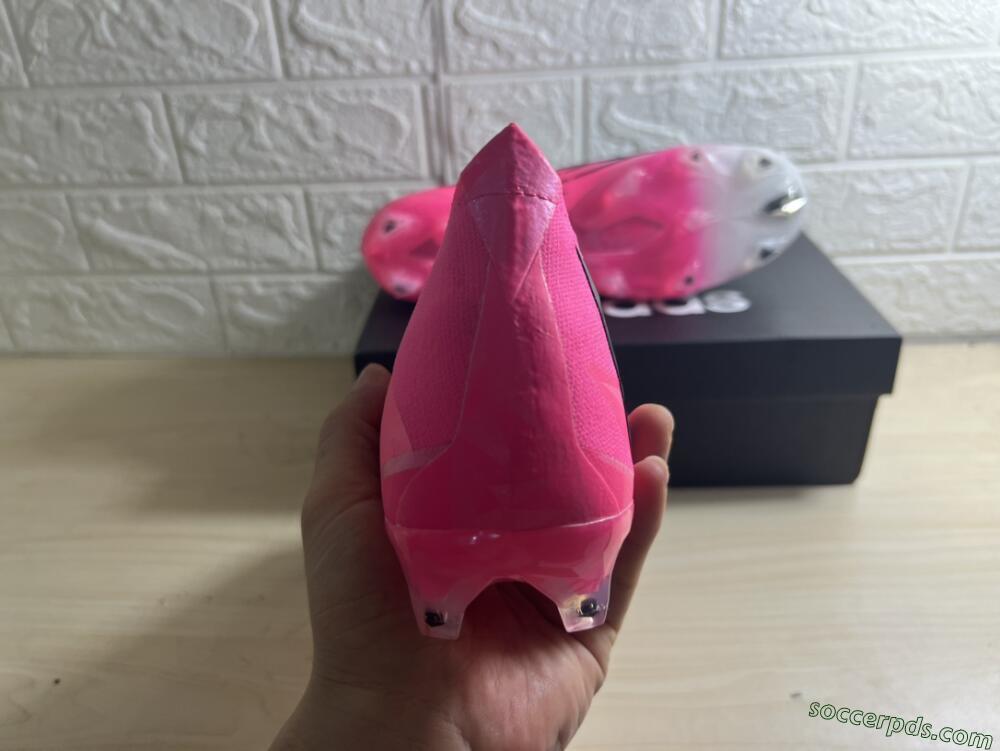 Adidas Predator Edge.1 Low FG Low-Tops Football Boots - White/Pink