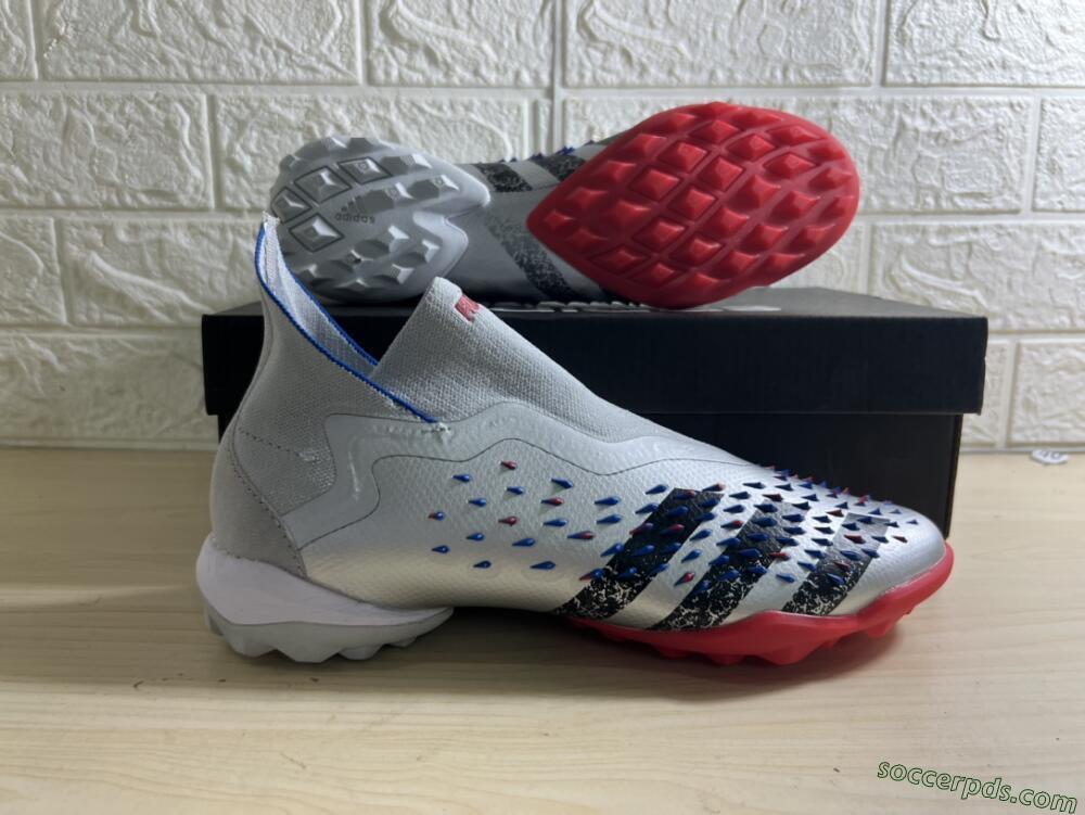 Adidas Predator Freak+ TF High-Tops Football Shoes - Silver/Blue/Red
