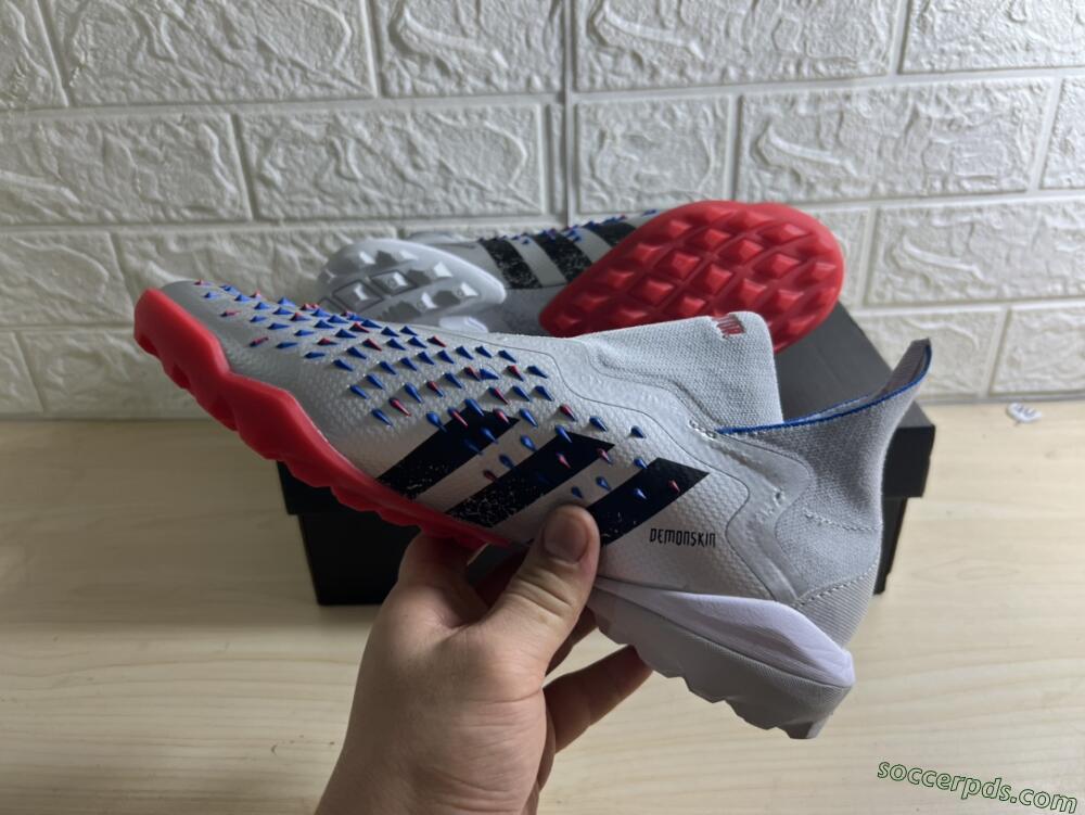 Adidas Predator Freak+ TF High-Tops Football Shoes - Silver/Blue/Red