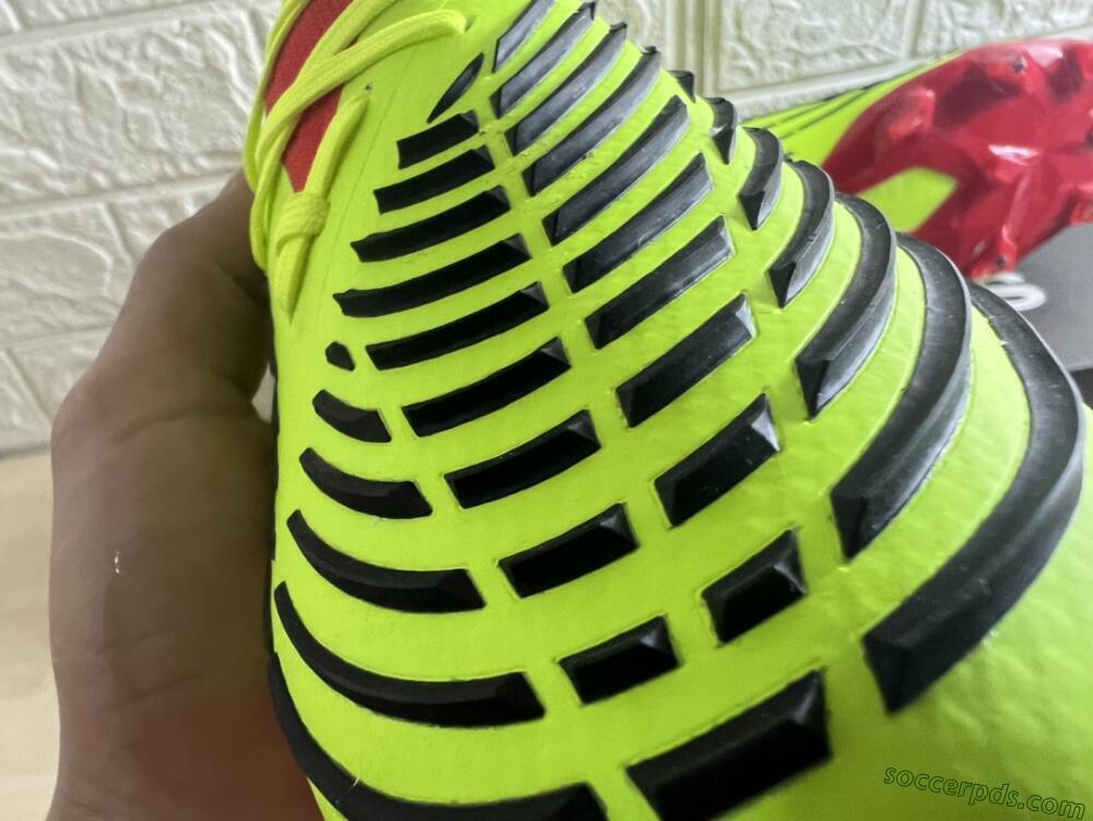 Adidas Predator Edge Geometric.1 FG High-Tops Football Boots - Green/Red