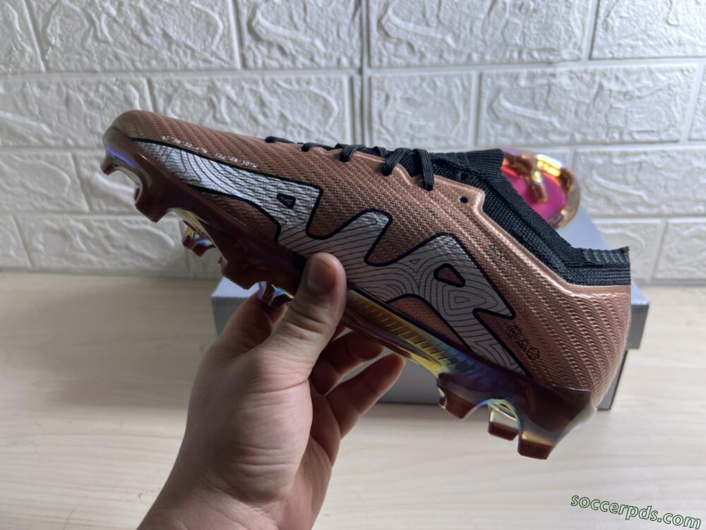 Nike Air Zoom Mercurial Vapor 15 Elite FG Low-Tops Football Boots - Gold/White/Black