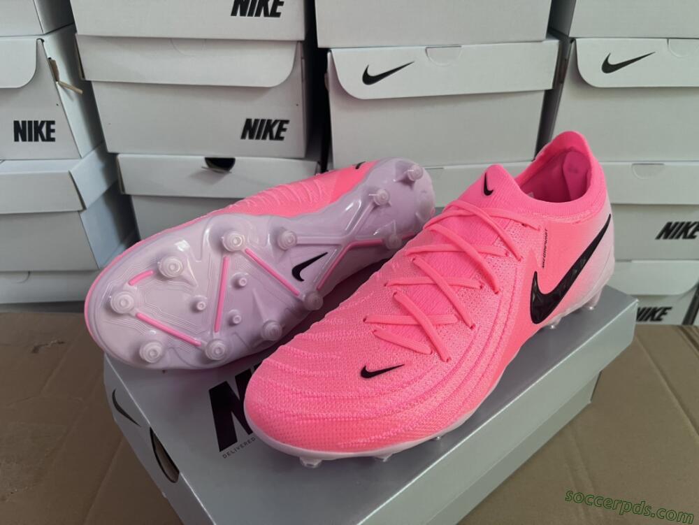 Nike Phantom Luna Elite AG Low-Tops Football Boots - Pink/Black/White