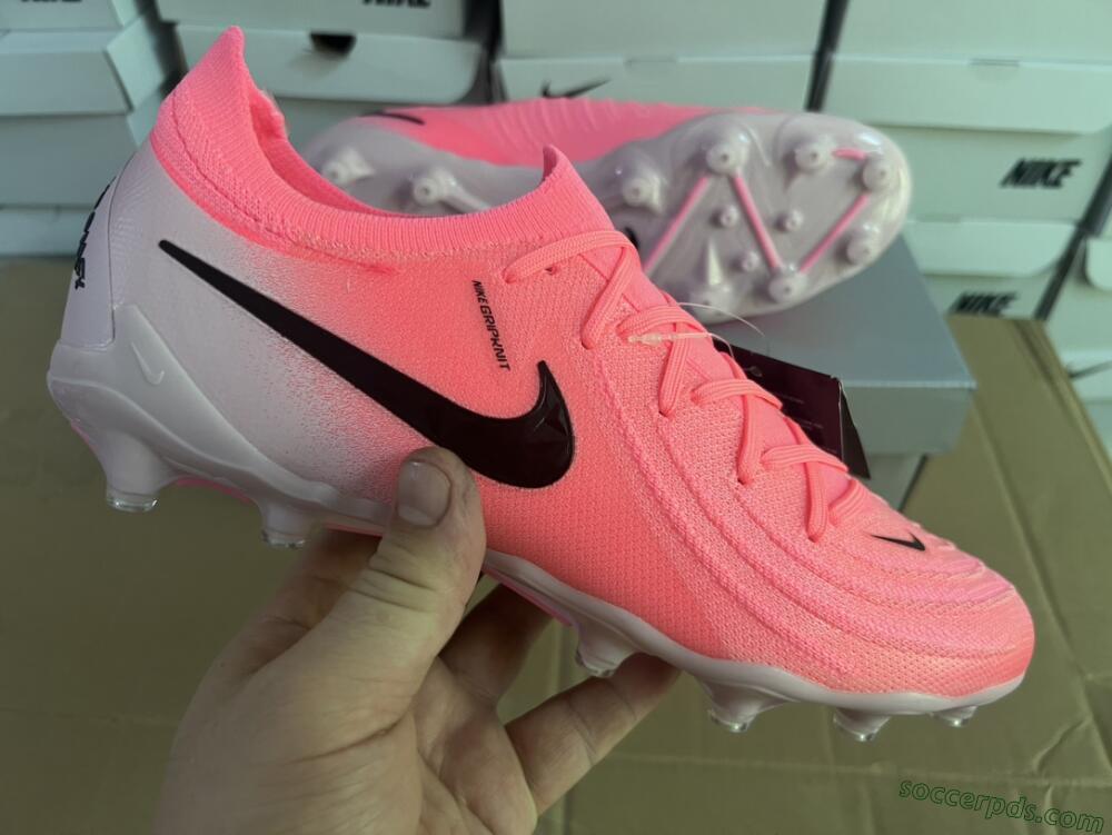 Nike Phantom Luna Elite AG Low-Tops Football Boots - Pink/Black/White