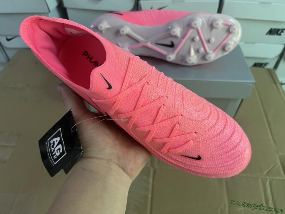 Nike Phantom Luna Elite AG Low-Tops Football Boots - Pink/Black/White