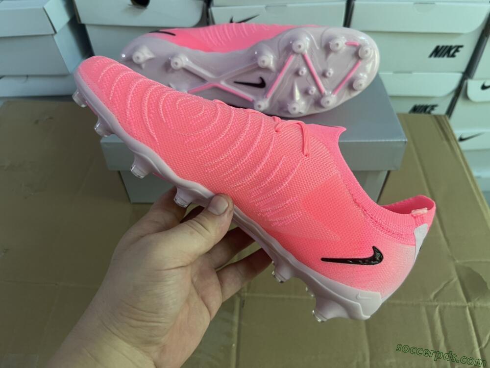 Nike Phantom Luna Elite AG Low-Tops Football Boots - Pink/Black/White