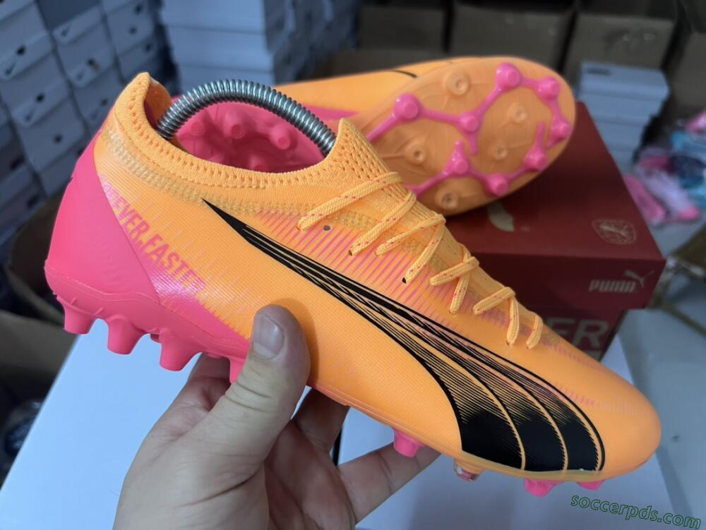 Puma Ultra Ultimate MG Low-Tops Football Boots - Yellow/Black/Pink