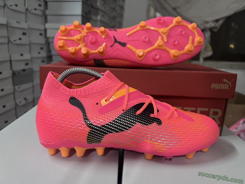 Puma Future Ultimate MG Low-Tops Football Boots - Red/Black/Orange