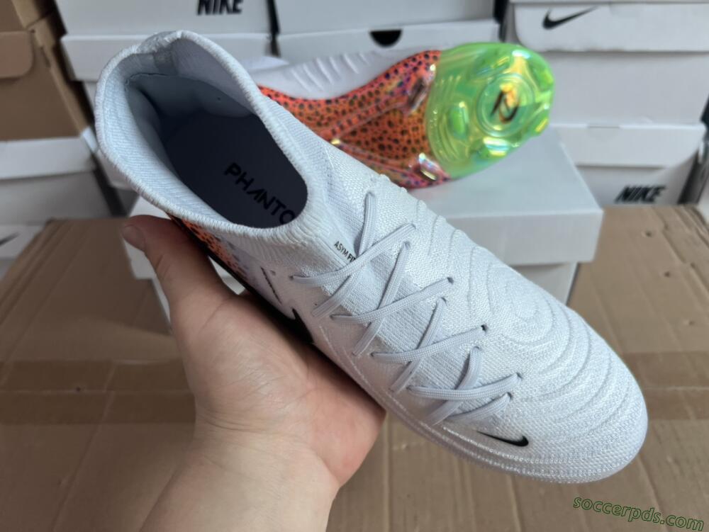 Nike Phantom Luna Elite NU FG High-Tops Football Boots - White/Black/Orange