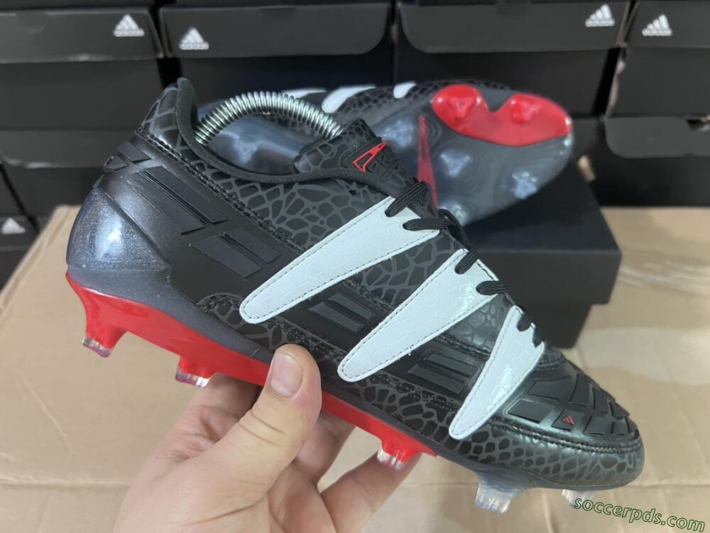 Adidas Predator Accelerator 94 FG Low-Tops Football Boots - Black/White/Red