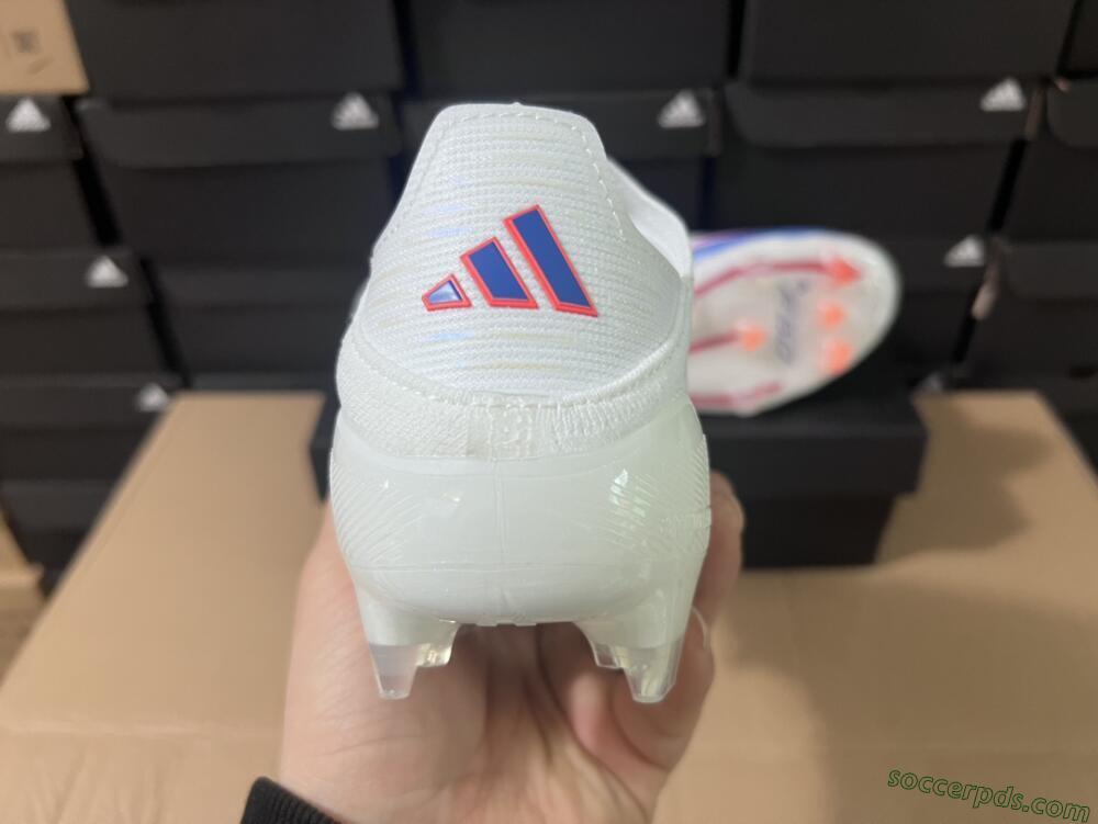 Adidas F50 Adizero FG Low-Tops Football Boots - White/Blue/Pink