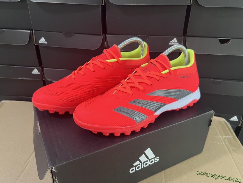 Adidas Predator Elite TF Low-Tops Football Shoes - Red/Black/White