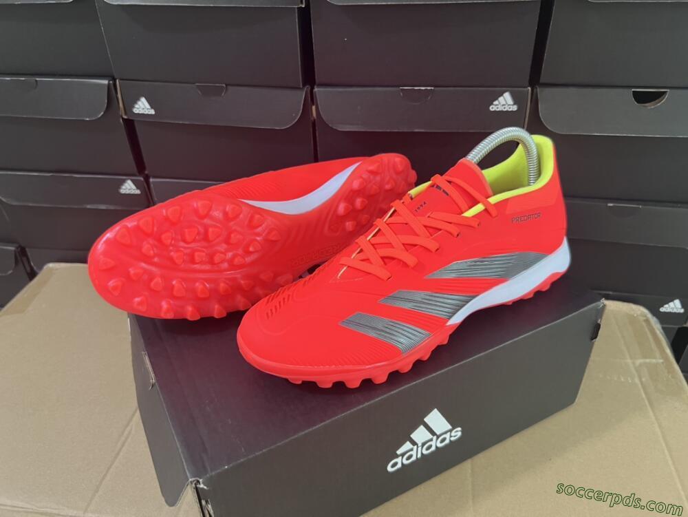 Adidas Predator Elite TF Low-Tops Football Shoes - Red/Black/White