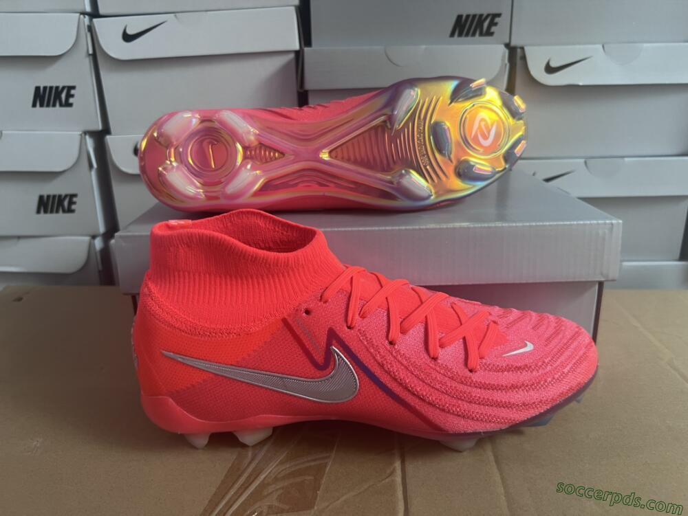 Nike Phantom Luna Elite FG High-Tops Football Boots - Red/Black/Gold