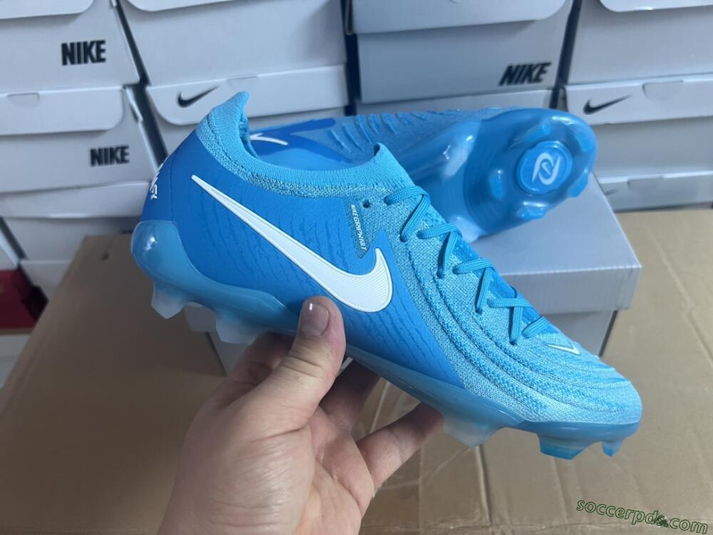 Nike Phantom Luna Elite NU FG Low-Tops Football Boots - Light Blue/White