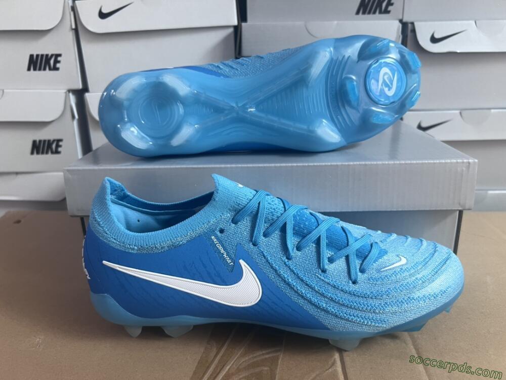 Nike Phantom Luna Elite NU FG Low-Tops Football Boots - Light Blue/White